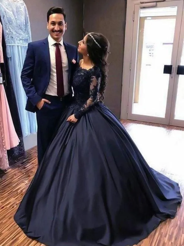 Bridelily Ball Gown Bateau Long Sleeves Sweep/Brush Train With Applique Satin Dresses